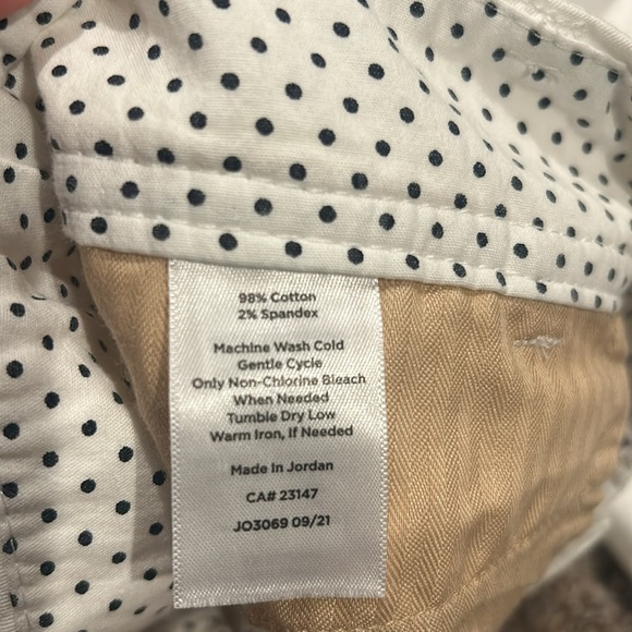 Talbots Women’s White Perfect Shorts  Sz 6 - Picture 5 of 6